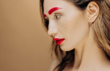 Kathryn Braunton – Bridal Makeup Artist