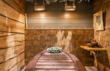 Cheddar Woods Resort & Spa